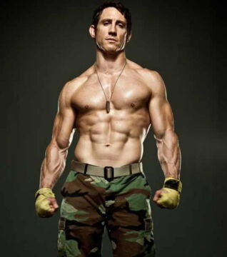 2. Tim Kennedy (18-5), ehemaliges Mitglied der Green Berets hat eine Bronzemedaille gewonnen