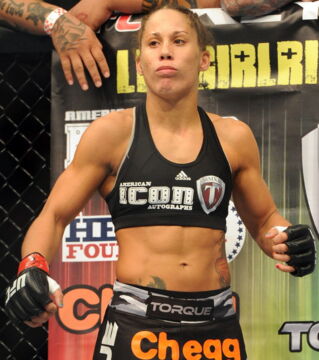 5. Liz ‚Girl-Rilla‘ Carmouche (10-5), hat 5 Jahre bei der amerikanischen Marine verbracht