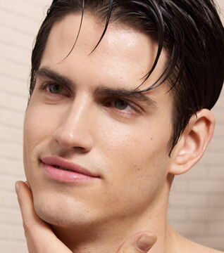 Die Glattrasur: Du findest dich selbst sehr hübsch und bist der Meinung, dass ein Bart nur hinderlich wäre für dein schönes Gesicht. Oder dir sind die drei Härchen, die wachsen, peinlich…