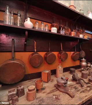 Diese Küche stammt aus dem Jahre 1830 und wurde in einem Keller entdeckt