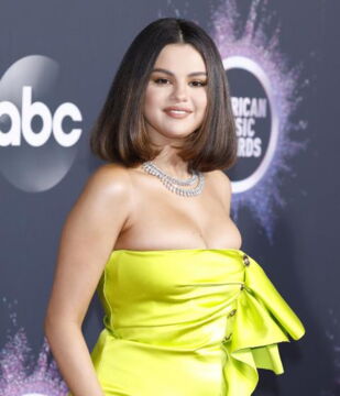 Auch viele andere Weltstars wie Selena Gomez, Shawn Mendes, Margot Robbie, Naomi Watts, Hugh Jackman haben gespendet.