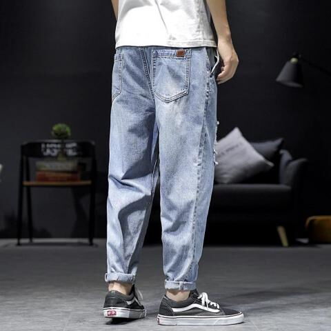 Die richtige Jeans: Die Loose-Fit-Jeans (oder Baggy)