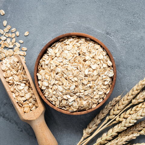Haferflocken: Reich an Kohlenhydraten und Proteinen liefern die perfekte Nahrungsbalance fürs Training