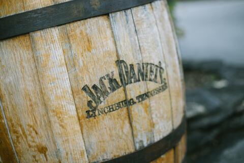 Jack Daniel’s: Wer hat den berühmten Whiskey zuerst gebrannt?
