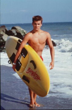 Jeremy Jackson alias Hobie Buchannon