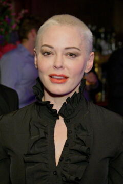 Rose McGowan alias Paige Matthews