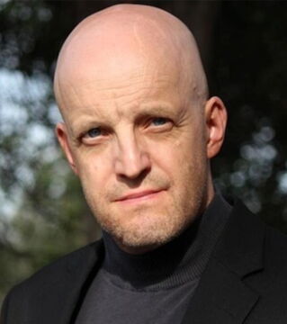 Jim Tavaré überlebt einen bösen Autounfall