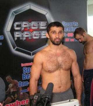 1. Amar Suloev - Nach seiner MMA-Karriere wurde er Auftragskiller. Ihm werden vier Morde und mehrere Mordversuche vorgeworfen..