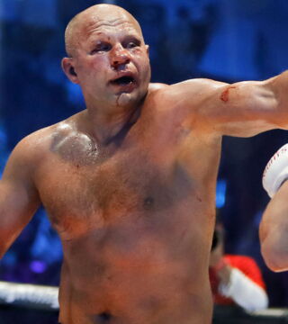 2. Fedor Emelianenko trägt den Spitznamen „Der letzte Kaiser“. Er gilt, hinter dem Gesicht eines netten Jungen, für viele als der beste MMA-Kämpfer der Geschichte