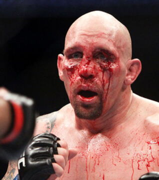 Im letzte Kampf seiner Karriere musste sich die Nase von Shane Crawin gegen die Fatschläge von Junior Dos Santos geschlagen geben