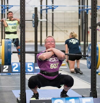 8. Allen Bridges ertrug in 2 Runden 320 lbs in der Senior-Kategorie