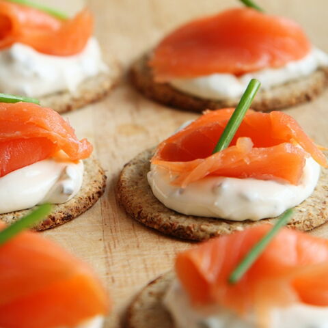 Frischer Lachs enthält pro 100 g 18 g Eiweiß. Foto: Pixabay