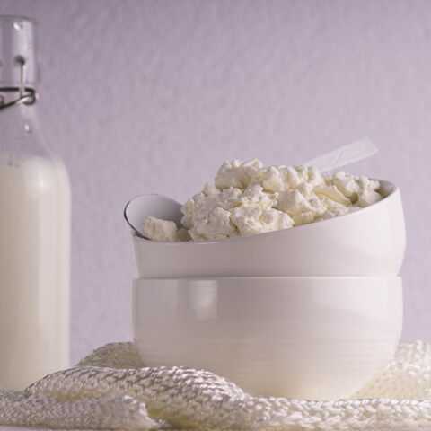 Hüttenkäse ist fettarm und eignet sich sehr gut zum Muskelaufbau. Foto: Pixabay