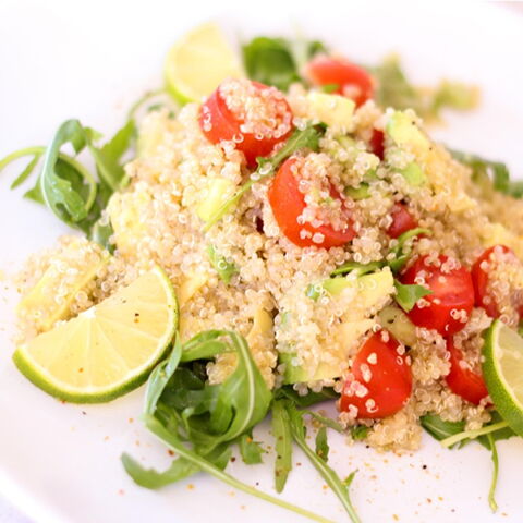 Quinoa eignet sich für Salate und kann auch als Beilage genutzt werden. Foto: Getty Images