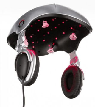 Haarwuchs dank iGrow: Dieser smarte Helm soll das Haarwachstum mittels Lasertherapie anregen. Dank der Kopfhörer kann man während des Helmtragens sogar Musik hören