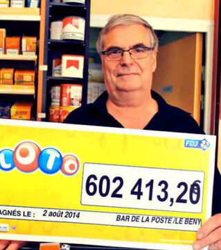 Dieser gute Mann gewinnt 600000 Euro, doch weiß nicht, was er damit machen soll. Also vertraut er seinem Banker, investiert das gesamte Vermögen und… verliert alles!