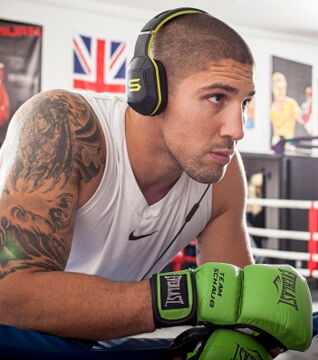 14. Brendan Schaub hatte eine kurze Karriere als Footballspieler, bevor er bei der MMA mit einer zwiespältigen Bilanz begann