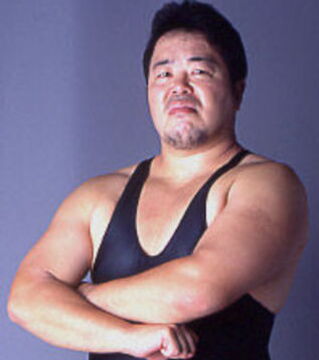 4. Yoji Anjo war ein sehr bekannter Wrestler in Japan. Er hat jedoch in seiner Gesamten MMA-Karriere keinen Kampf gewonnen