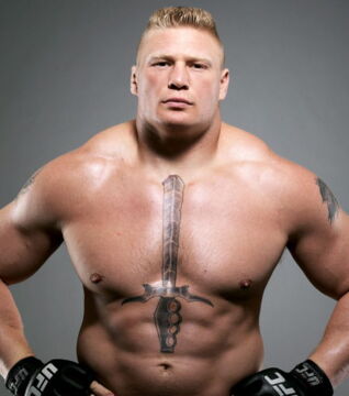 ...Brock Lesnar! Ein Monstrum (und Sturkopf), der den Titel erkämpft hat, bevor er von einem viel stärkeren Kämpfer trainiert wurde: Cain Velasquez