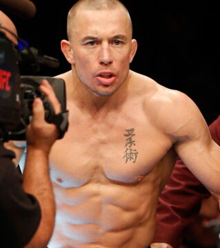 ... Georges St-Pierre. Nach 10 siegreichen Wettkämpfen, entschließt er sich 2013, aufzuhören. Doch 2017 kam er wieder. Das erinnert ein wenig an das Comeback von San Gohan gegen Boo, oder?