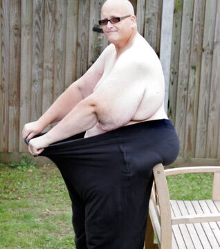 Durch eine Diät in Verbindung mit einer Magenverkleinerung, hat Paul Mason es geschafft, 292 Kilo abzunehmen und ist jetzt nicht mehr der dickste Mann der Welt