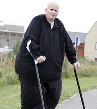 In Zukunft ist Paul Mason nicht mehr der dickste Mann der Welt. Er hat seinen Lebensmut wiedergefunden und wartet nur noch auf eine OP, um 10 Kilo Fettgewebe von seinem Körper zu entfernen