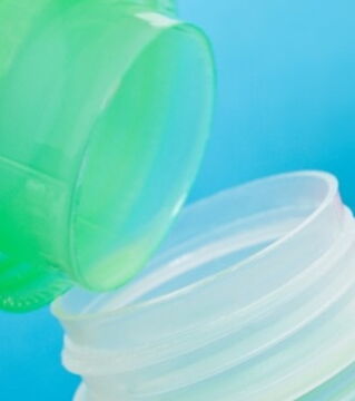 Weichspüler: Weichspüler lassen sich super verdoppeln, indem du sie mit Wasser verdünnst. Die Wirkung vom Weichspüler wird so trotzdem nicht nachlassen und du kannst ganz einfach Geld sparen. Geldersparnis pro Monat: 5 Euro