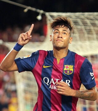 Neymar - Der Brasilianer ist Teil des 'MSN' (= Messi, Suarez, Neymar) Trios beim FC Barcelona. Doch er ist auch ein starker Gegner, wenn Messis Argentinien auf Brasilien trifft