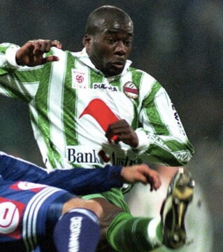 Samuel Ipoua: Er hat eine Scheidung, Konkurs und Depressionen hinter sich. Heute ist der ehemalige Toulouse oder Inter-Spieler ein Sportreporter im TV.