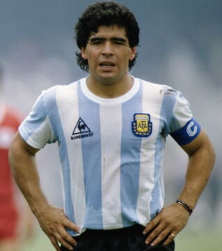 1978 fehlt Diego Maradona. Der Trainer hält den 17-Jährigen für zu jung.