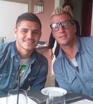Mauro Icardi und Maxi Lopez: Als sie zusammen bei Sampdoria spielten, hat Mauro Icardi die Frau von Maxi Lopez gestohlen.