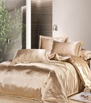 Seide und Satin sorgen als Bettwäsche für einen ruhigen Schlaf