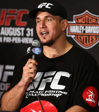 16. Frank Mir war von 2004 bis 2005 Champion im Schwergewicht und verdiente bei der UFC 3.325.522 €