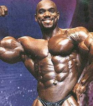 10. Kenneth Wheeler gewinnt den Arnold Classic gleich fünfmal – mit viel Kraft und Flexibilität.