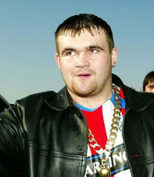 Gerald Muswagon knackte 1998 den Jackpot und gewann 10 Millionen Dollar. Doch der Kanadier hat alles versoffen und verfeiert - in 7 Jahren. Seit 2005 wohnt er wieder bei seinen Eltern.