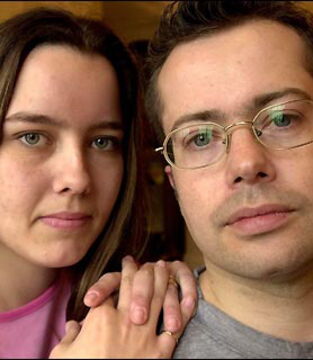 Martyn und Kay Tott gewannen 5 Millionen Dollar, verloren aber den Wettschein. 30 Tage hatten sie Zeit, um den Verlust zu melden. Ihr Jackpot wurde dadurch zur höchsten nicht reklamierten Summe seit dem Beginn der Lotterie 1994.