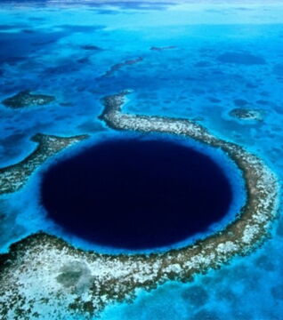 Guam: Der Marianengraben ist die tiefste Stelle im Pazifik. Er ist 10.994 Meter tief und liegt in der Nähe von Guam