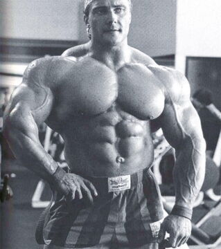 Jean-Pierre Fux - Sicherlich einer der massivsten Bodybuilder aller Zeiten und mit zahlreichen Auszeichnungen dekoriert.