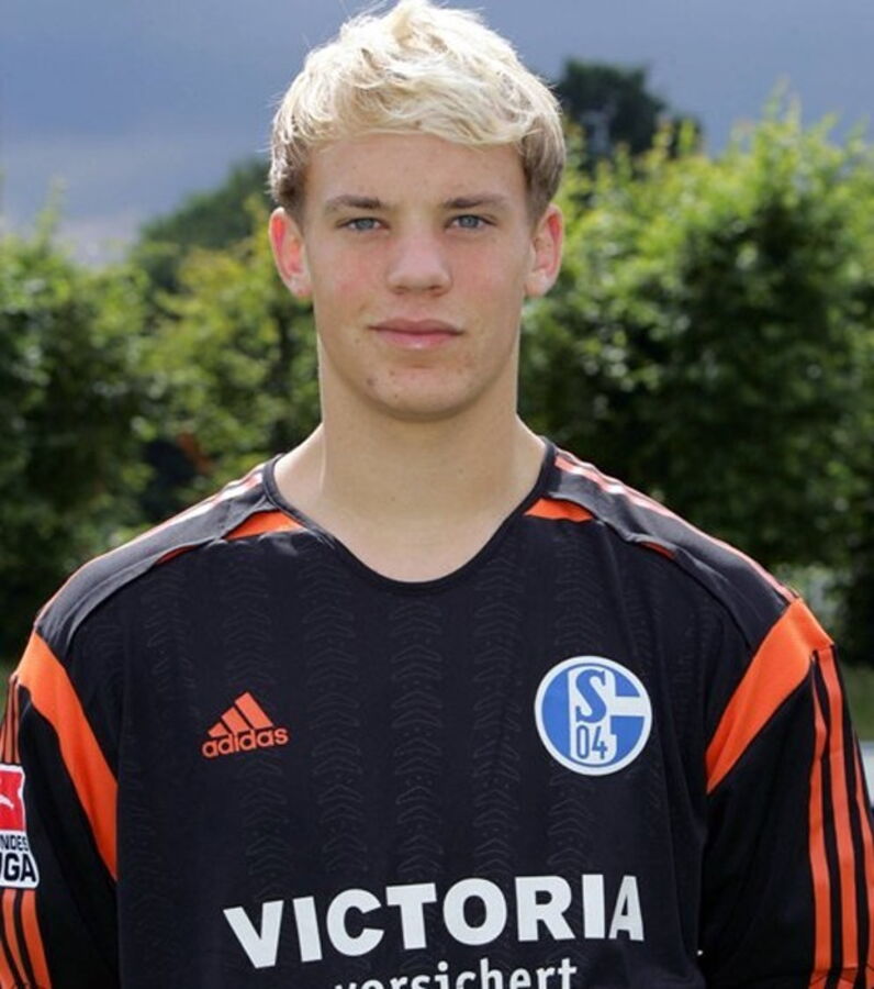 fu-baller-fr-her-und-heute-krass-wie-sich-manuel-neuer-ver-ndert-hat