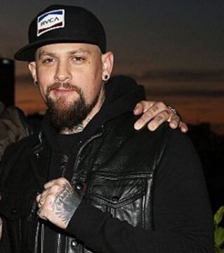 Sein Bruder Benji Madden ist mit Cameron Diaz verheiratet