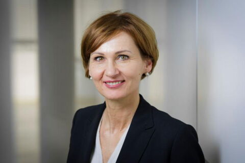 Bettina Stark-Watzinger - Bildung und Forschung