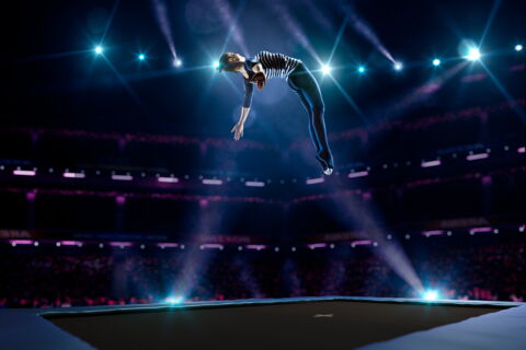 Sie nimmt an Trampolin-Meisterschaften teil