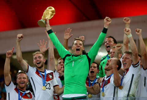 19. Manuel Neuer