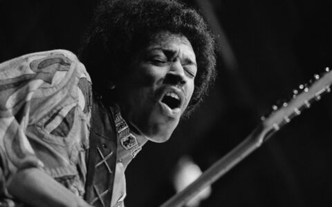10. Jimi Hendrix