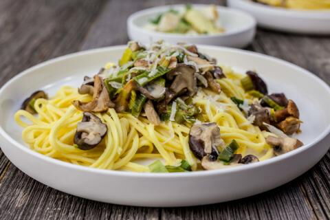 A delicious mushroom and leek pasta