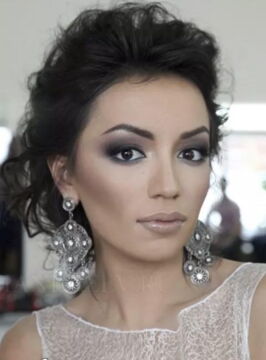 And if you want impeccable make-up and perfect skin, you really shouldn’t forget about…