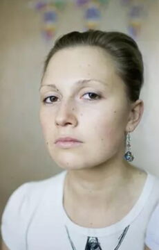 Did you know that using make-up dates back to the dawn of time?