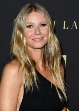 Gwyneth Paltrow was born in 1972, she is 47 years old.