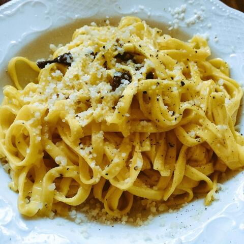 Pasta with truffles