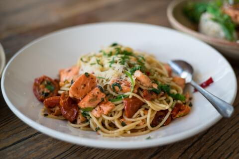 Salmon pasta